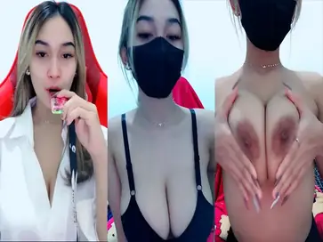 Selebgram Cantik Ulyaa Sange Mango